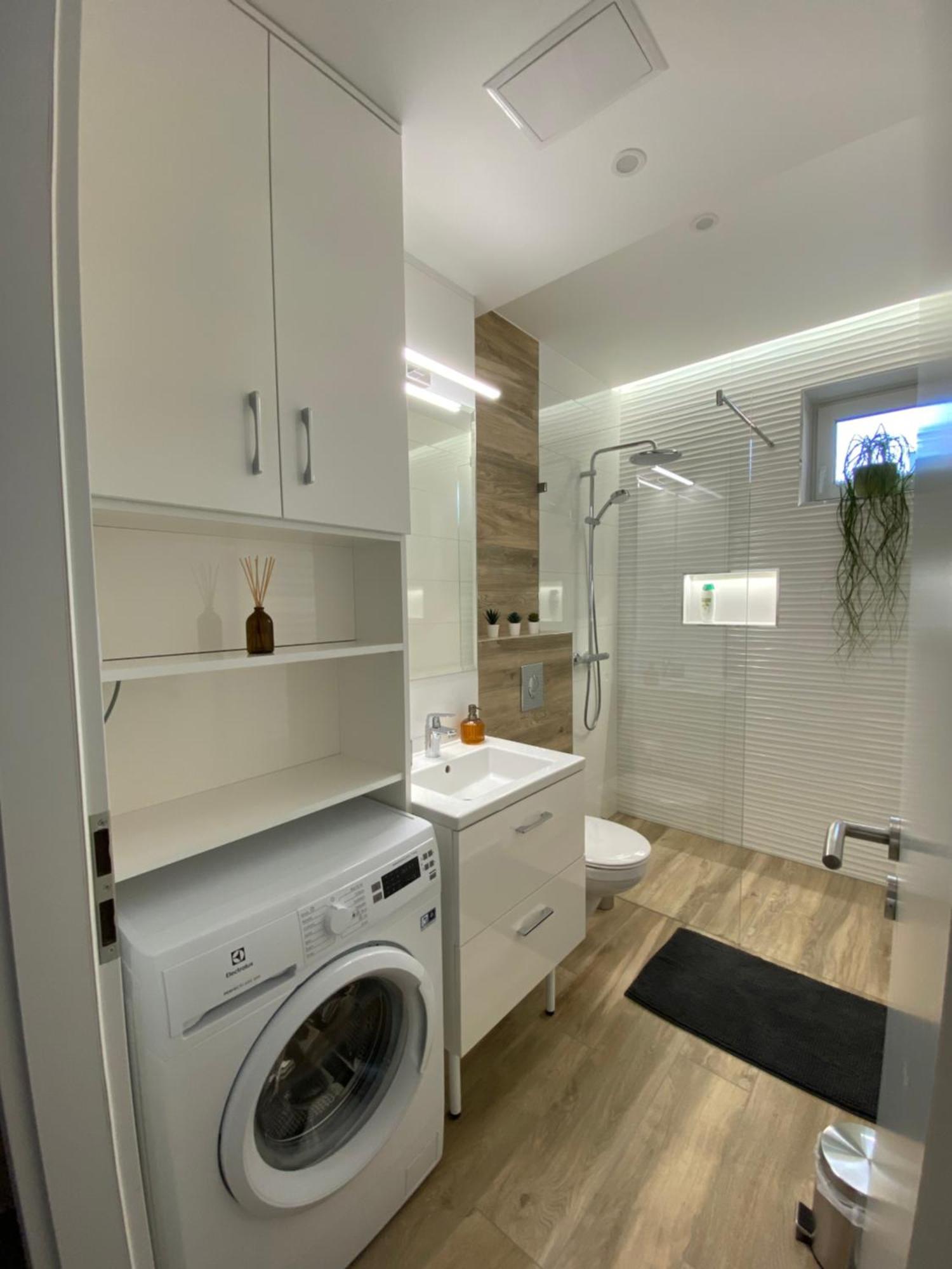 T27 Apartments Free Parking Ingyenes Zart Parkolo Győr Kültér fotó