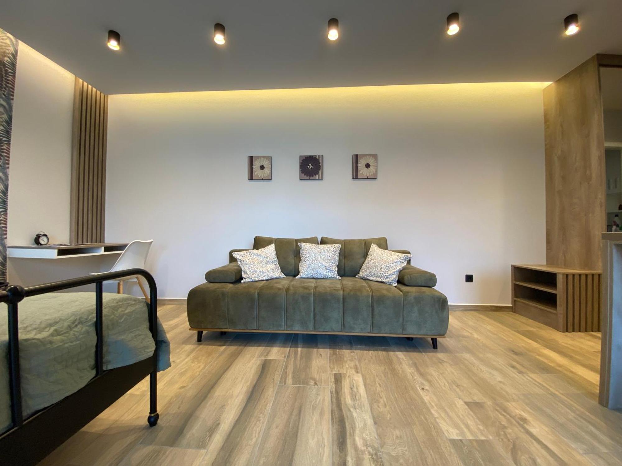 T27 Apartments Free Parking Ingyenes Zart Parkolo Győr Kültér fotó
