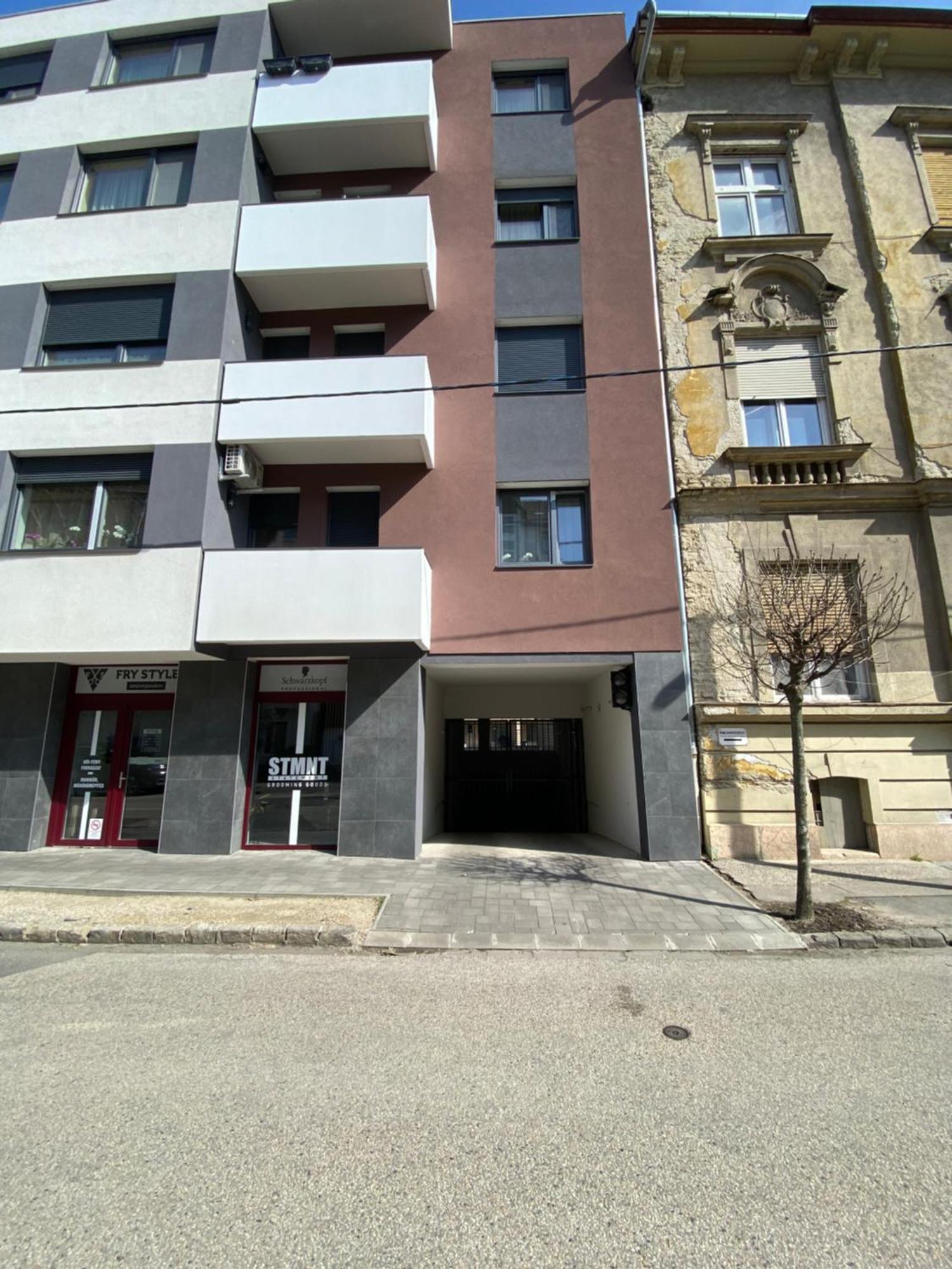 T27 Apartments Free Parking Ingyenes Zart Parkolo Győr Kültér fotó